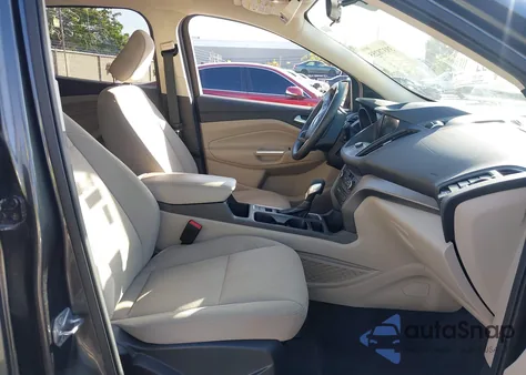 2019 Ford Escape Se from USA, damaged, VIN 1FMCU0GD2KUA06304